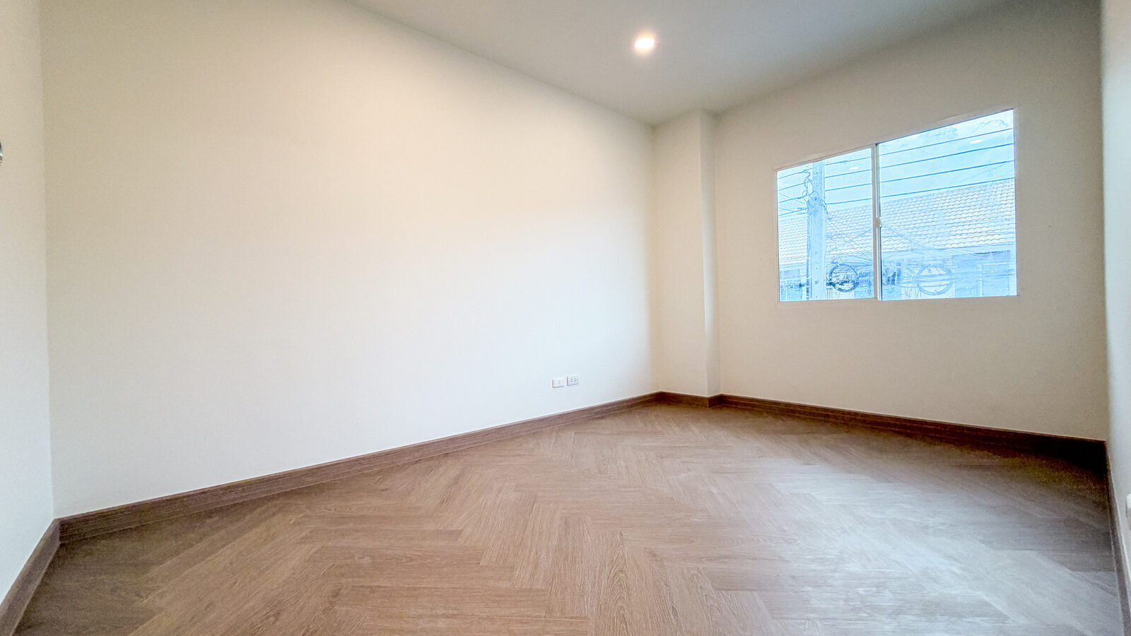 Renovated 2-Storey Townhouse for Sale | Pruksa Town Ratchaphruek