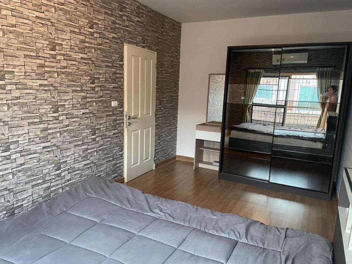 2-Storey Townhome for Rent | Habitown Watcharapol