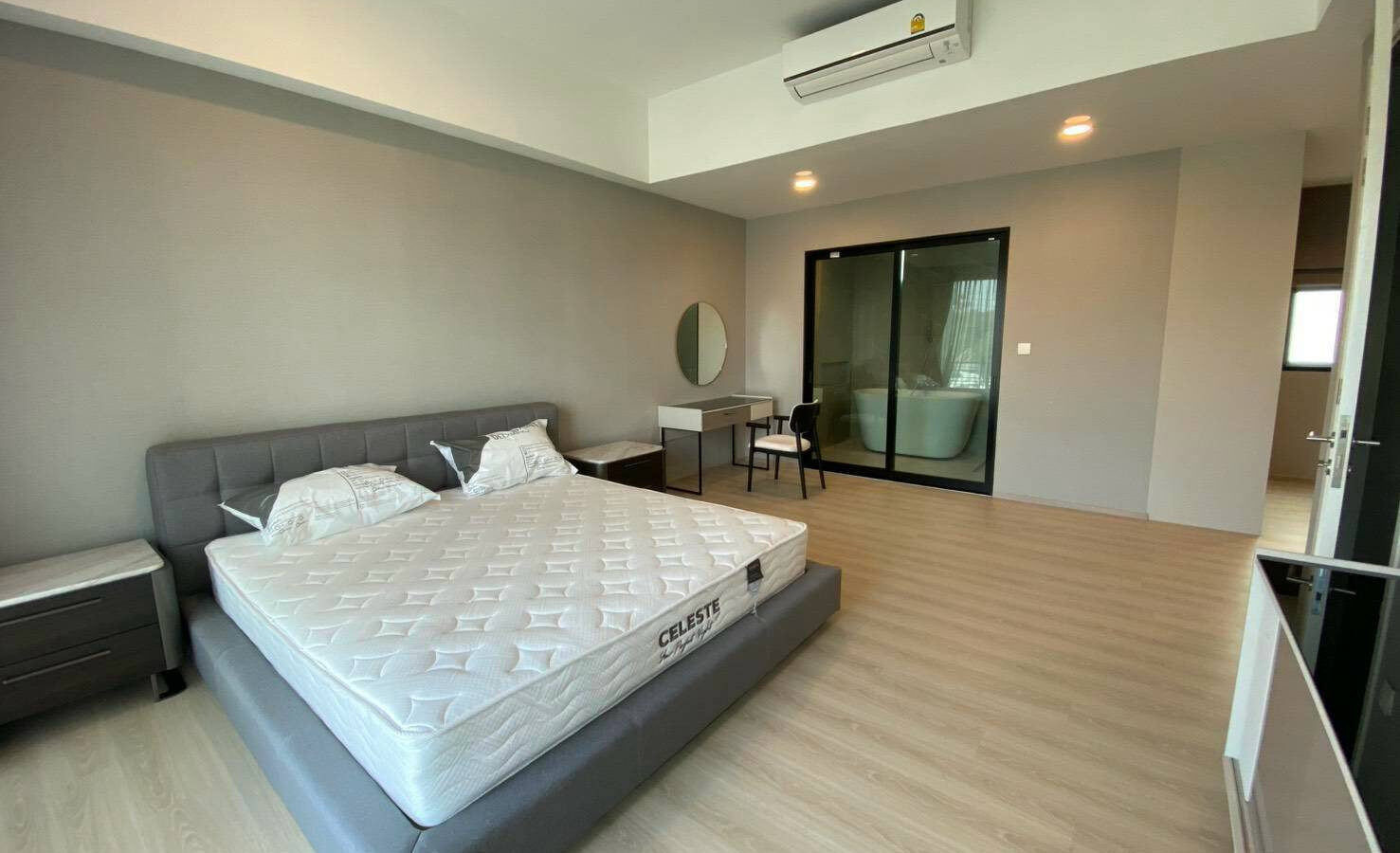 For Rent | Nirvana DEFINE Krungthep Kreetha | Modern 3-Storey Townhome