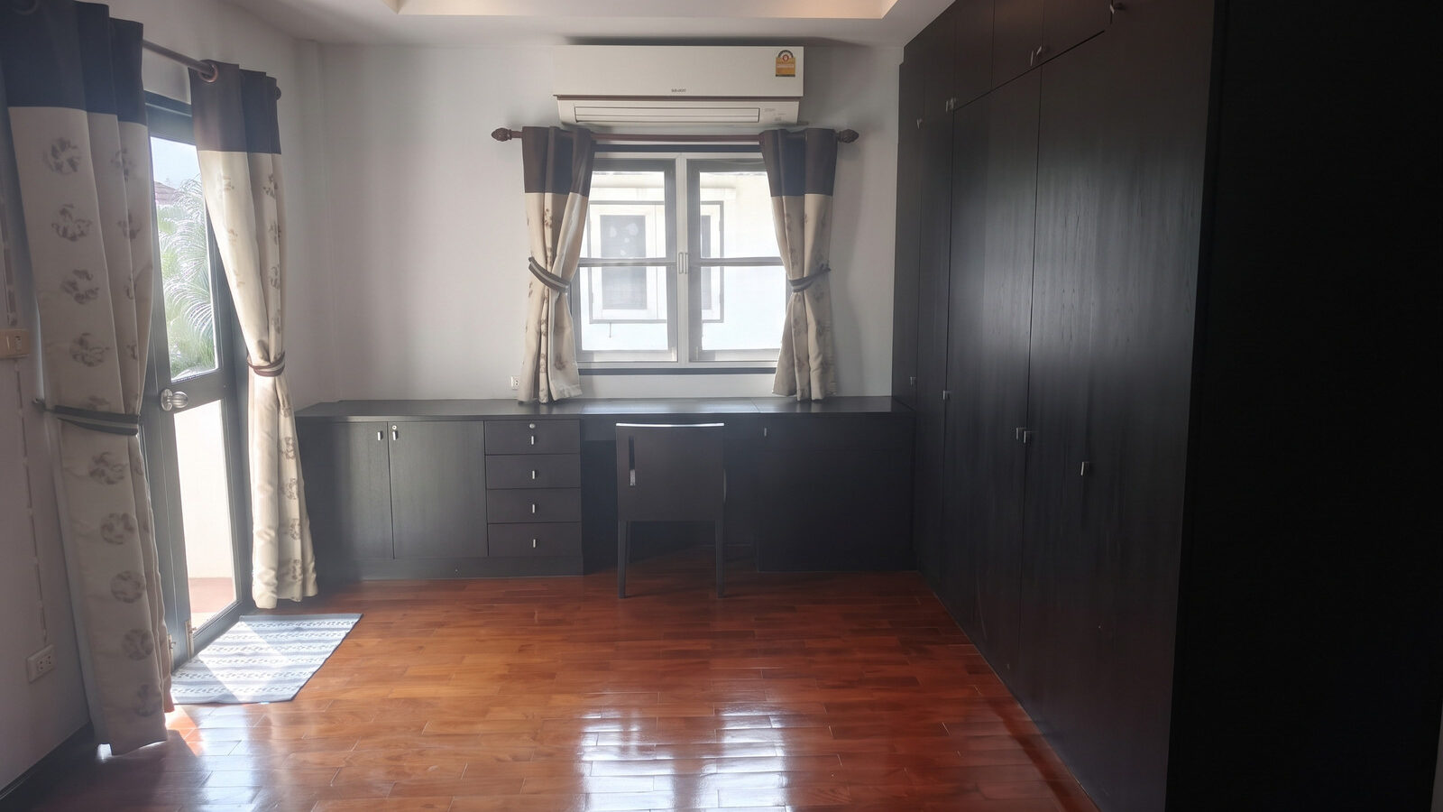 For Sale | 2-Storey Detached House at Serene House Watcharapol