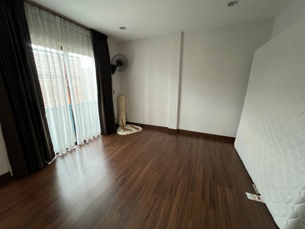 3-Storey Home Office for Rent | Chayada @ Work Bangna–Srinakarin