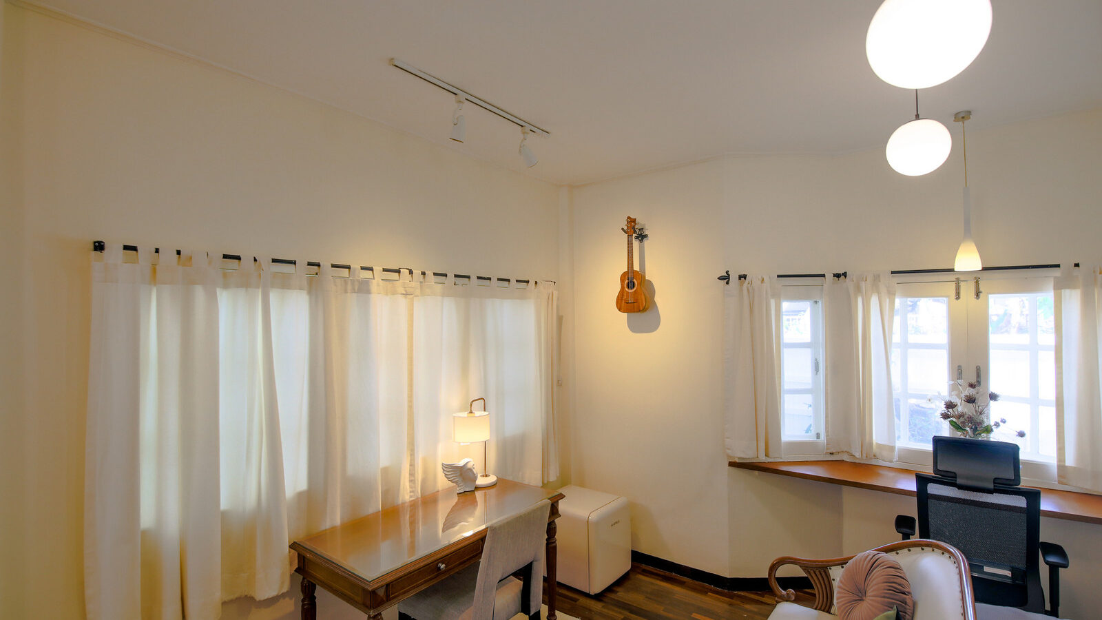Renovated Single-Storey Detached House for Rent | Krungthep Kreetha Soi 39