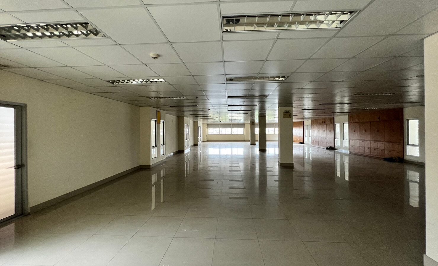 Land with 4-Storey Office Building & 3-Storey Residence for Sale | Sukhumvit 101 – Punnawithi 34