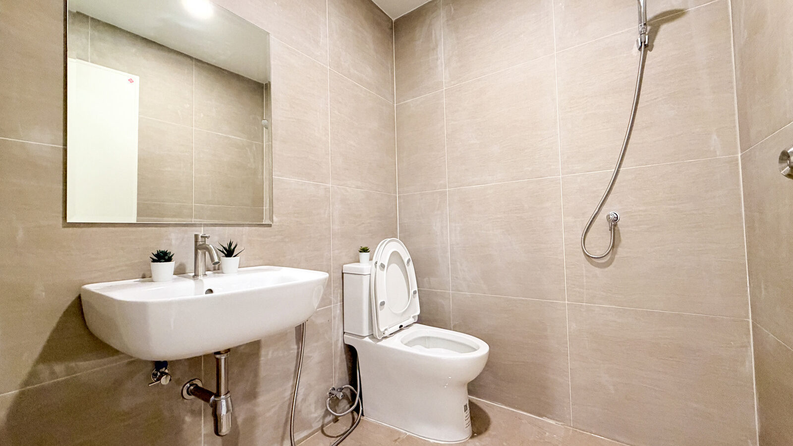 Renovated 2-Storey Townhouse for Sale | Pruksa Town Ratchaphruek