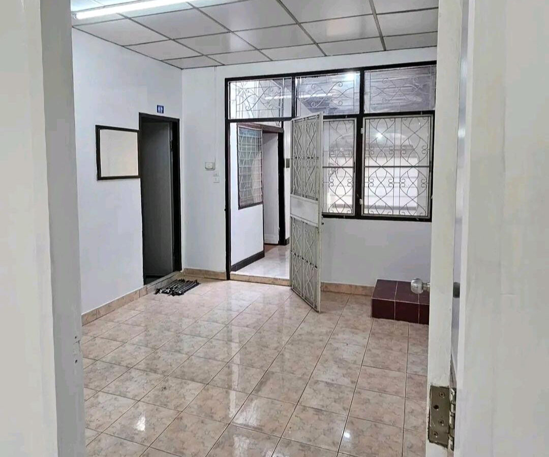 For Rent | 2-Storey Townhouse in Udom Suk | Soi Thep Sanga – Soi Prawit Lae Phuean