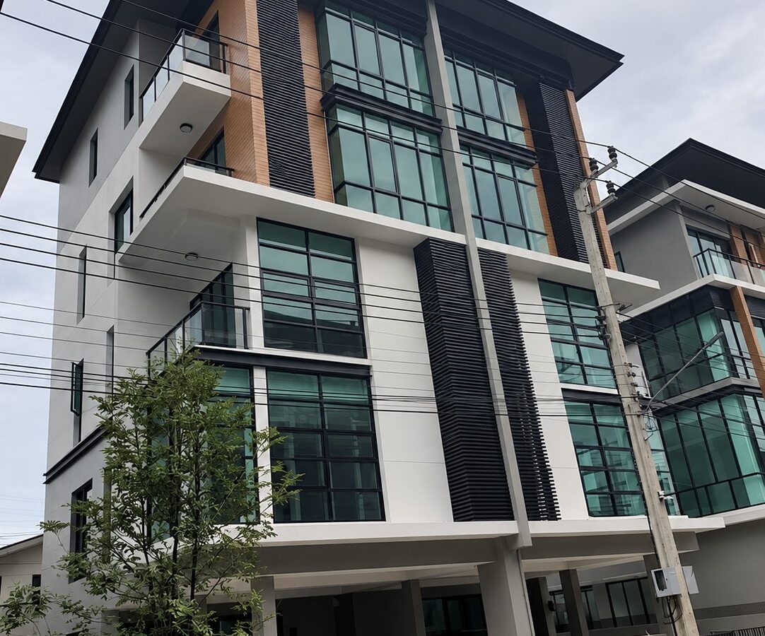For Sale / Rent | 5-Storey Home Office at Premium Place Kaset–Nawamin