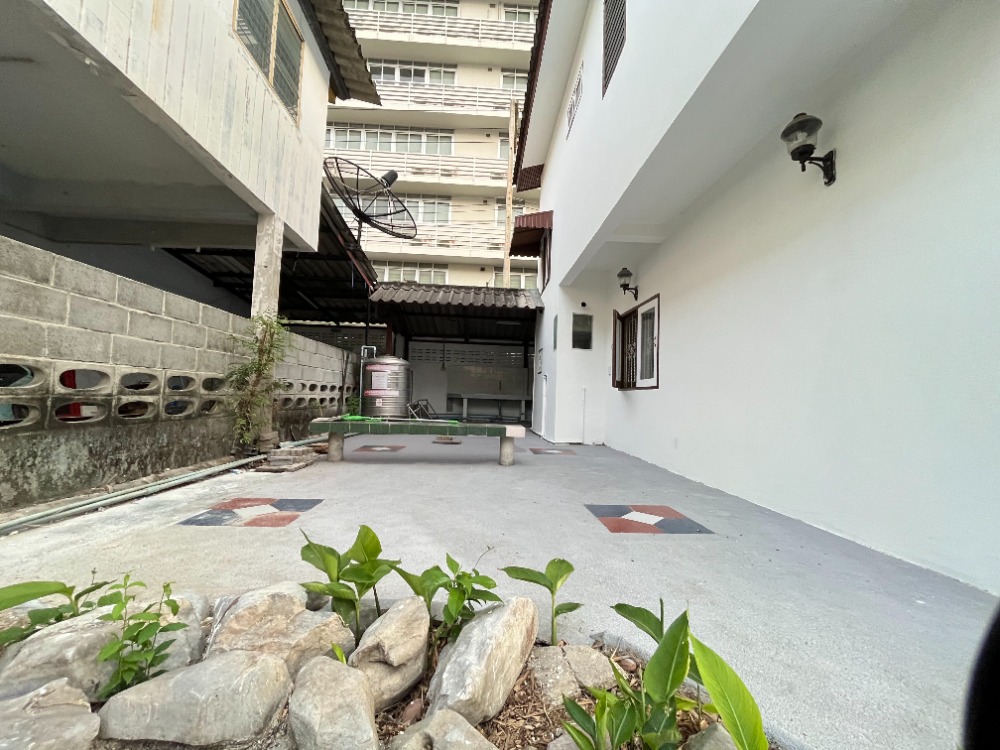 For Rent | 2-Storey Detached House at Preecha 1 Village | Pattanakarn 39
