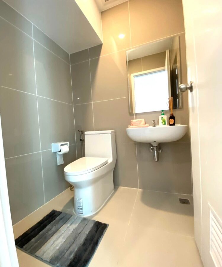 For Sale / Rent | 3-Storey Townhome at Patio Srinakarin–Rama 9