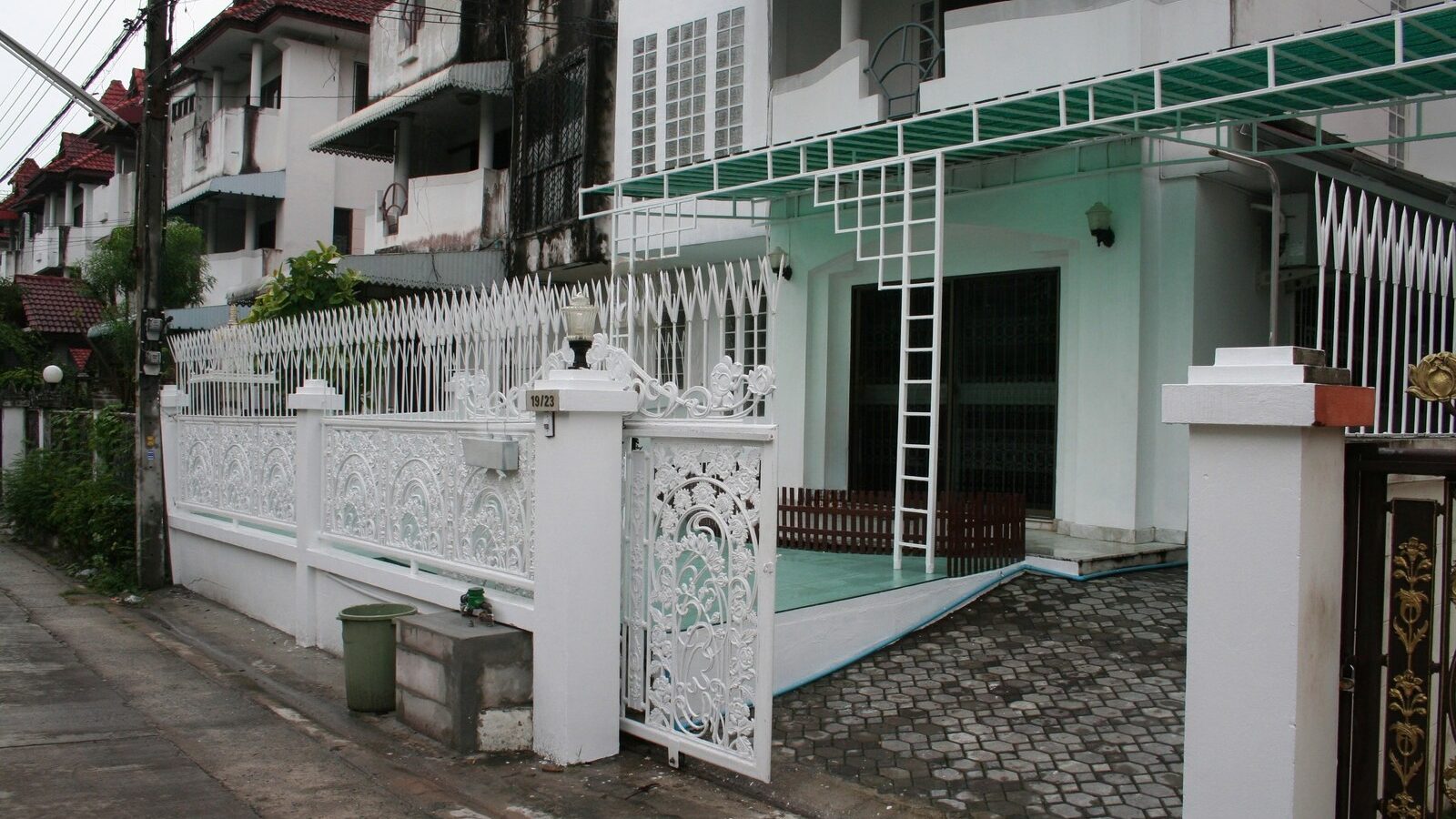 4-Storey Townhome for Rent | On Nut–Pattanakarn